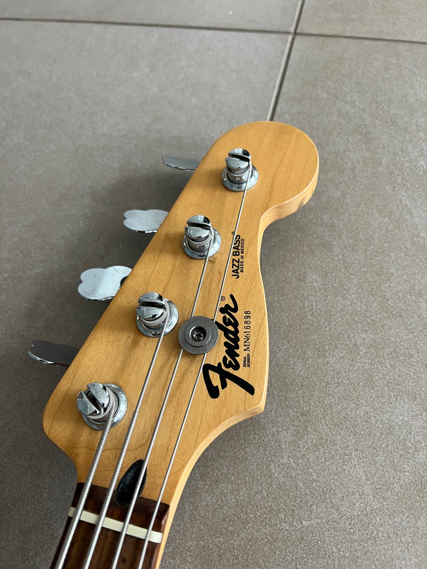 Fender Jazz Bass Guitar MIM 1996