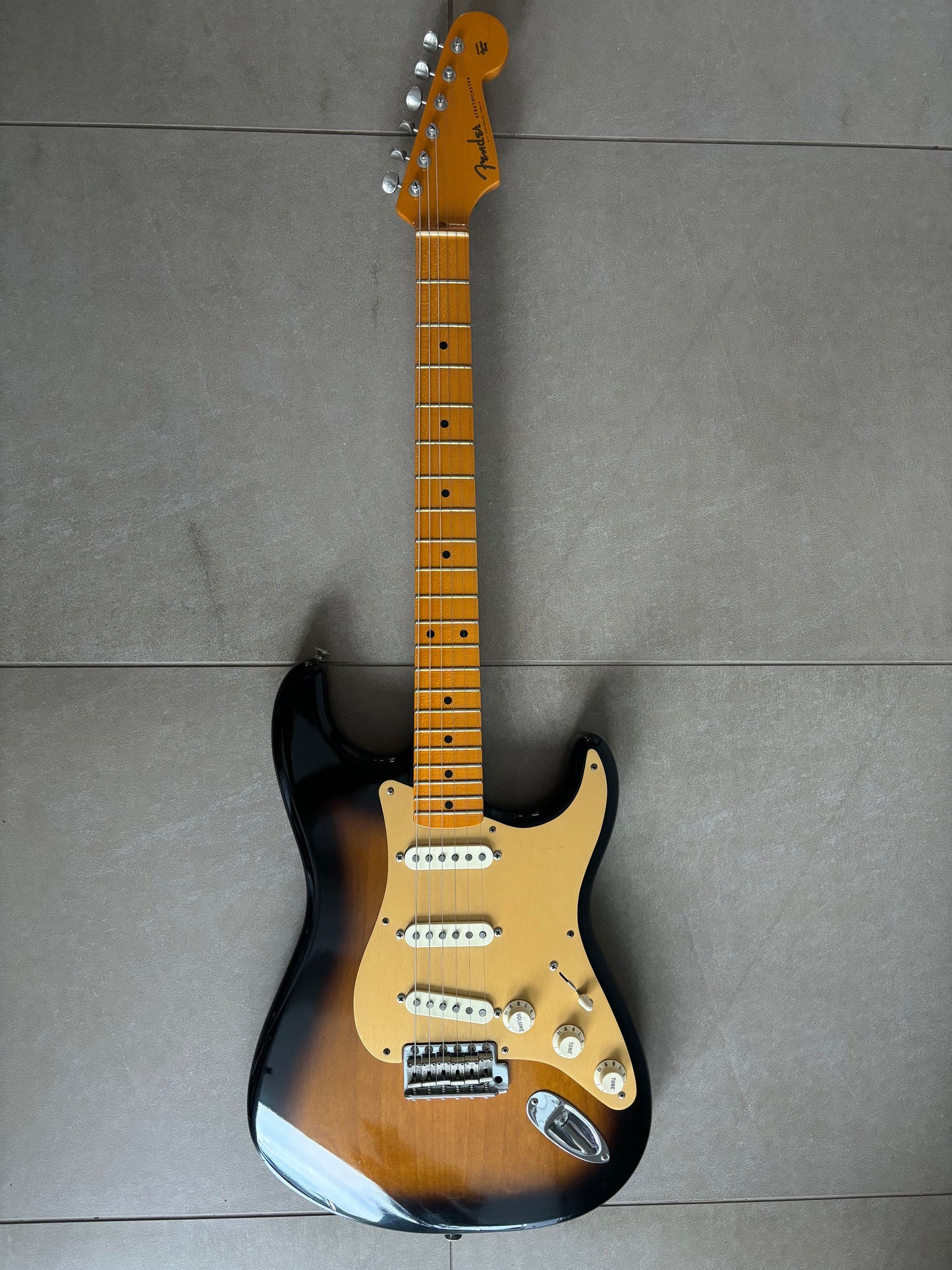 Fender Stratocaster Electric Guitar Eric Johnson Signature 2009