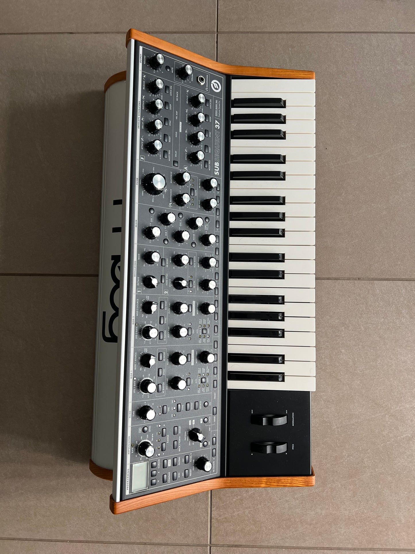 Moog Subsequent 37 Analogue Syntheziser