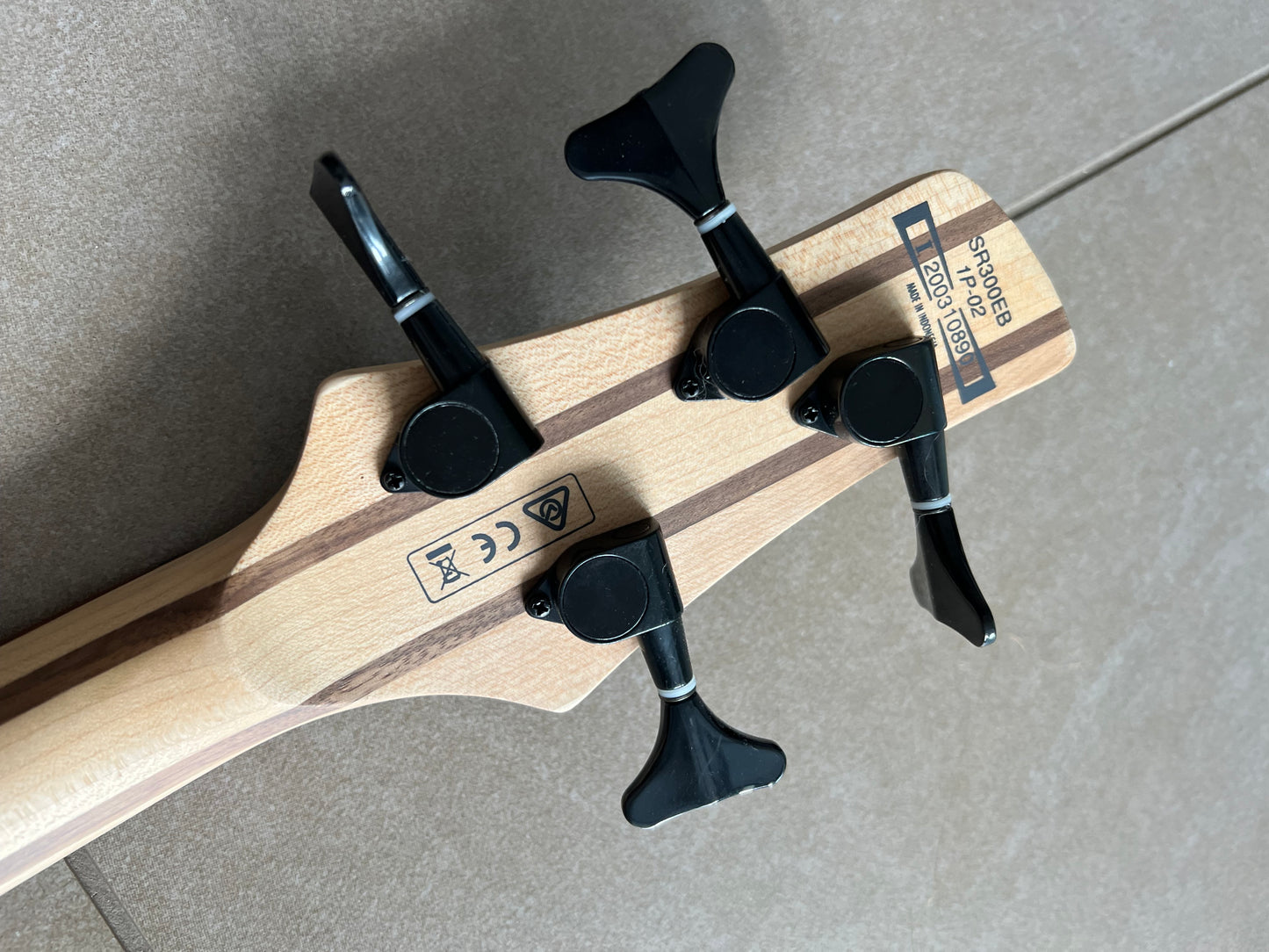 Ibanez Bass Guitar SR300EB