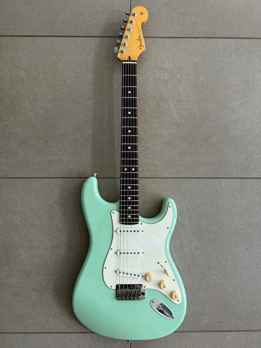Fender Stratocaster Electric Guitar Custom Shop Deluxe Player 2010 / Jeff Beck