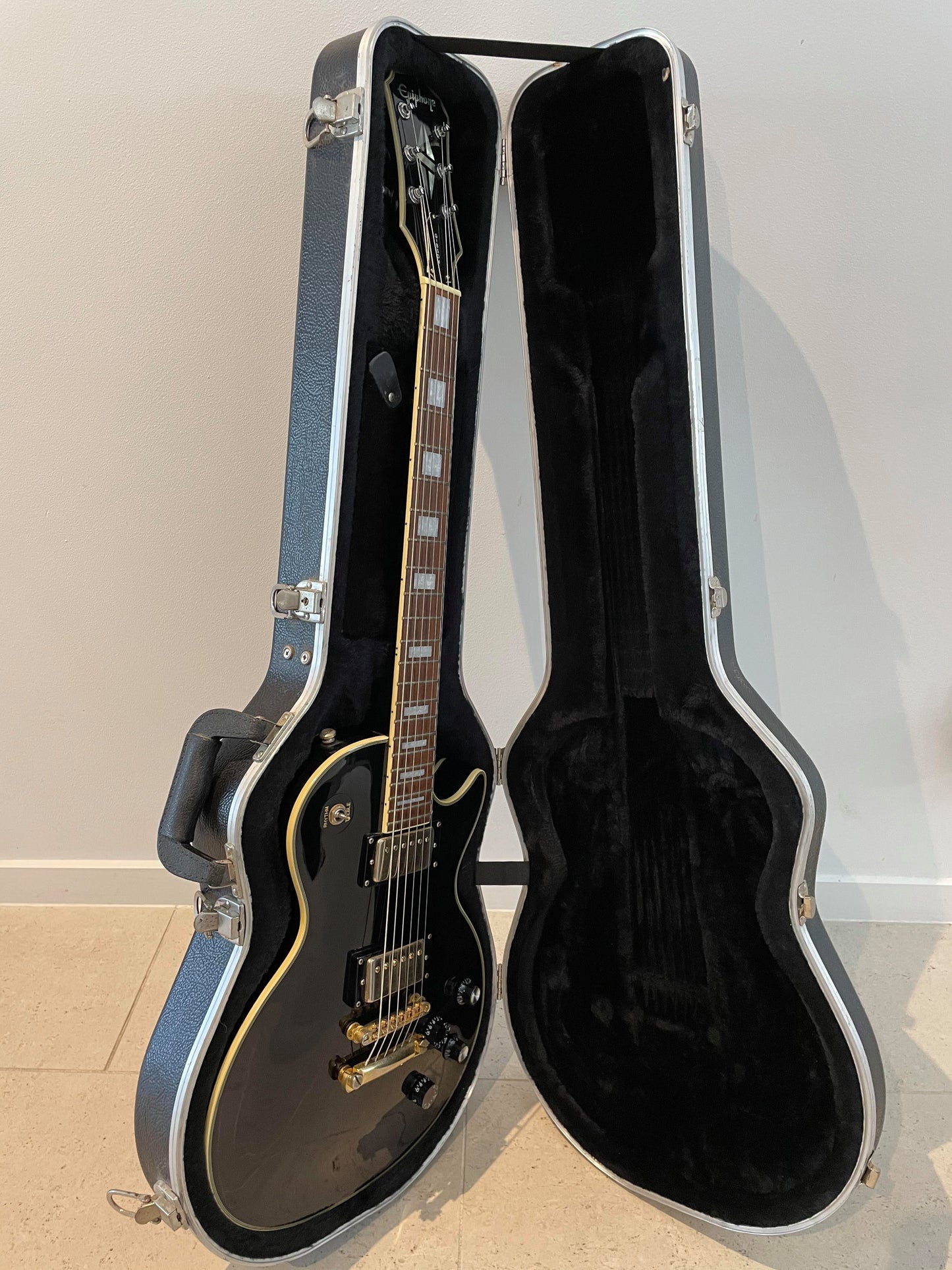 Epiphone Les Paul Custom Electric Guitar Black MIK 2000