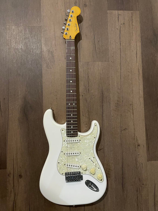 Fender Stratocaster Electric Guitar 2017 (China)