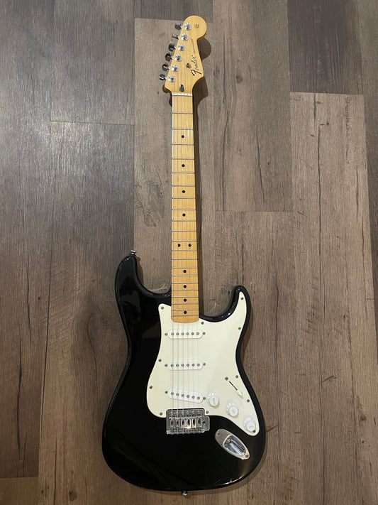 Fender Stratocaster Electric Guitar 2011 MIM