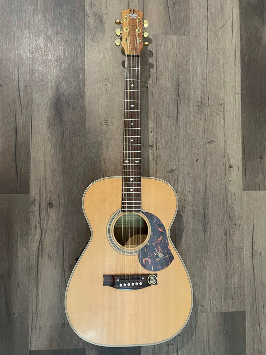 Maton EBG808 “artist” Acoustic Guitar